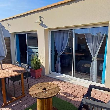 Studio Location Saisonniere Bord De Mer. Saint-Michel-Chef-Chef Bagian luar foto